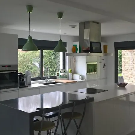 Prázdninový dům Maison Moderne Et Familiale *