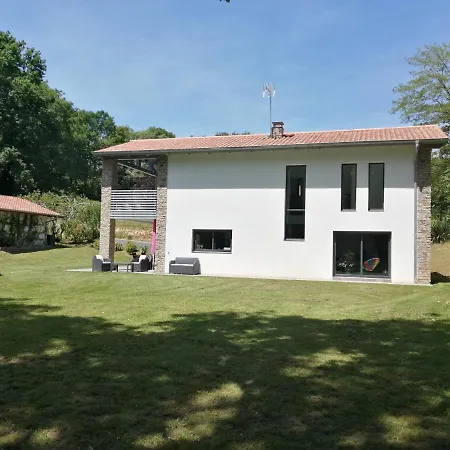 Prázdninový dům Maison Moderne Et Familiale